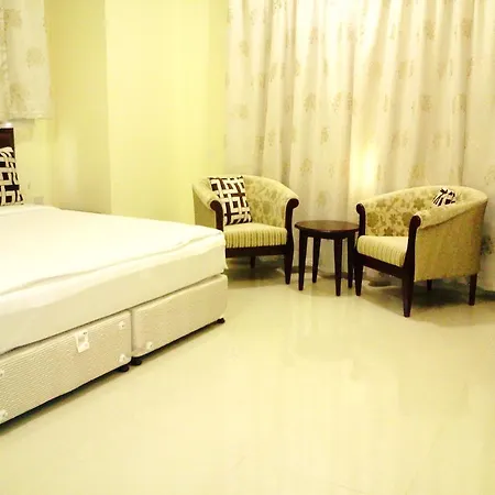 Nizwa Hotel Apartments Room photo