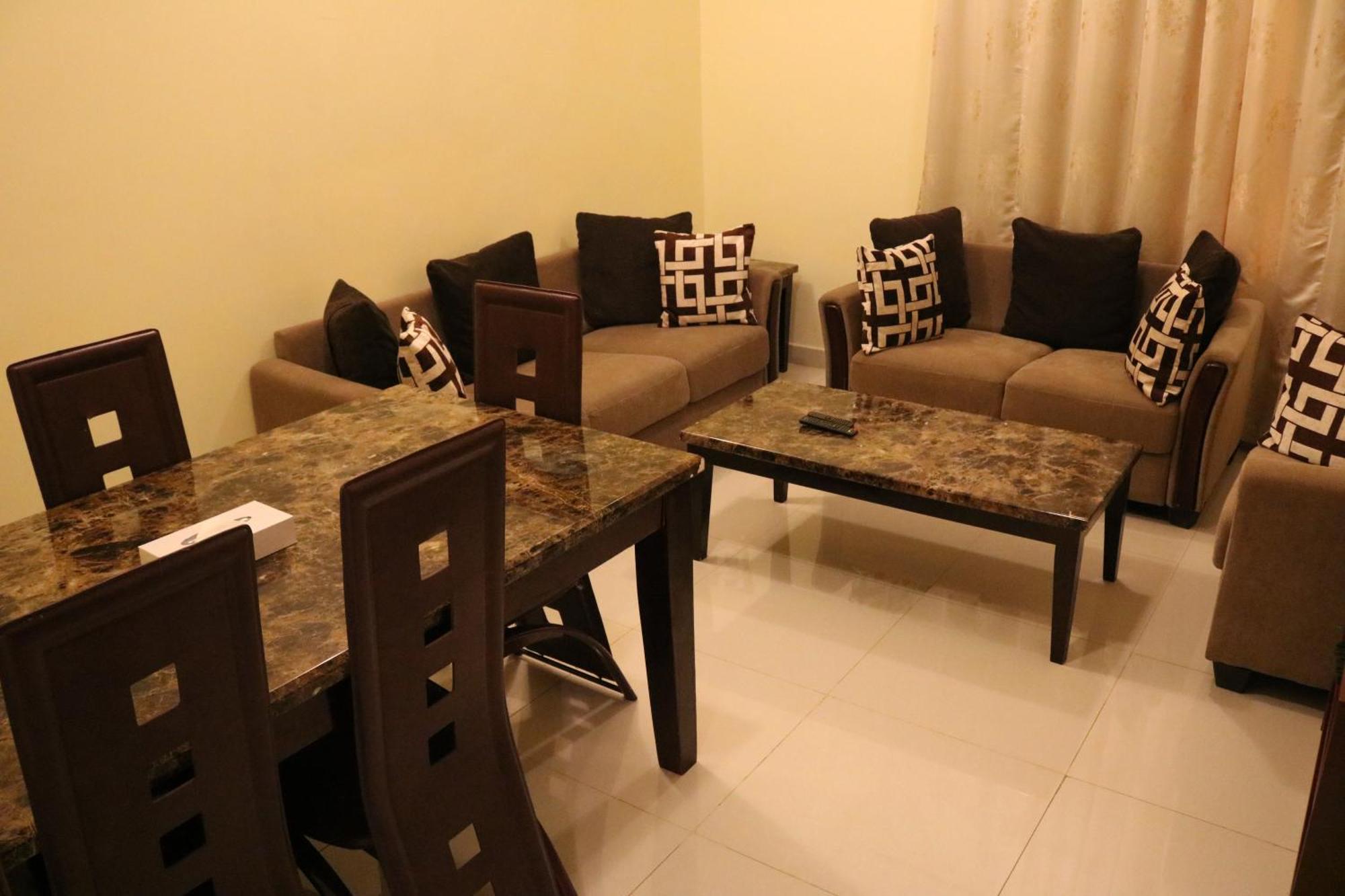 Aparthotel Nizwa Hotel Apartments